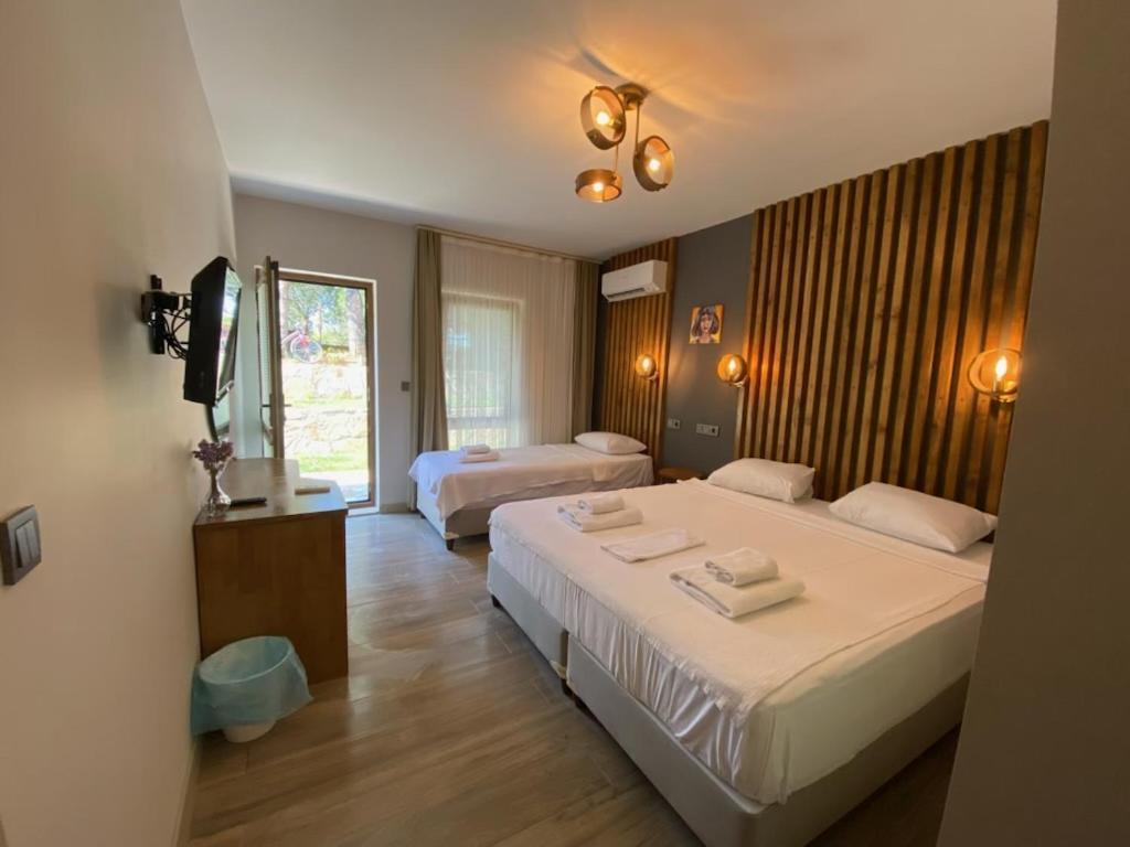 Elyada Otel Ve Bag Evi 8 Yas Ustu Bozcaada Exterior foto