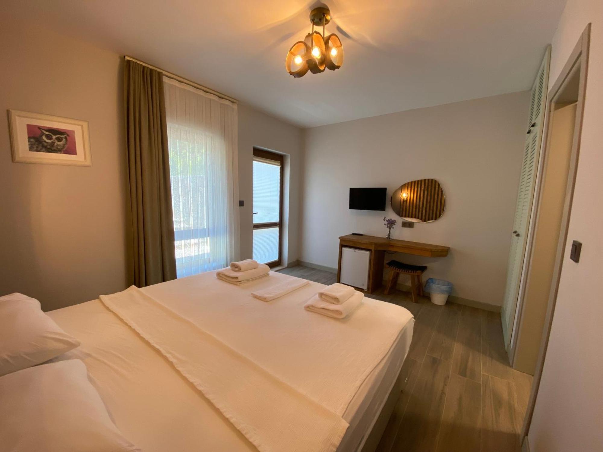 Elyada Otel Ve Bag Evi 8 Yas Ustu Bozcaada Exterior foto